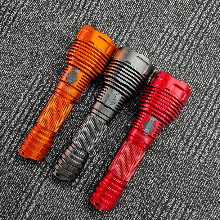 Nealsgadgets C8H SST40 SFT40 1800lm 18650 Thrower Flashlight Nealsgadgets C8H SST40 SFT40 1800lm 18650 Thrower Flashlight
