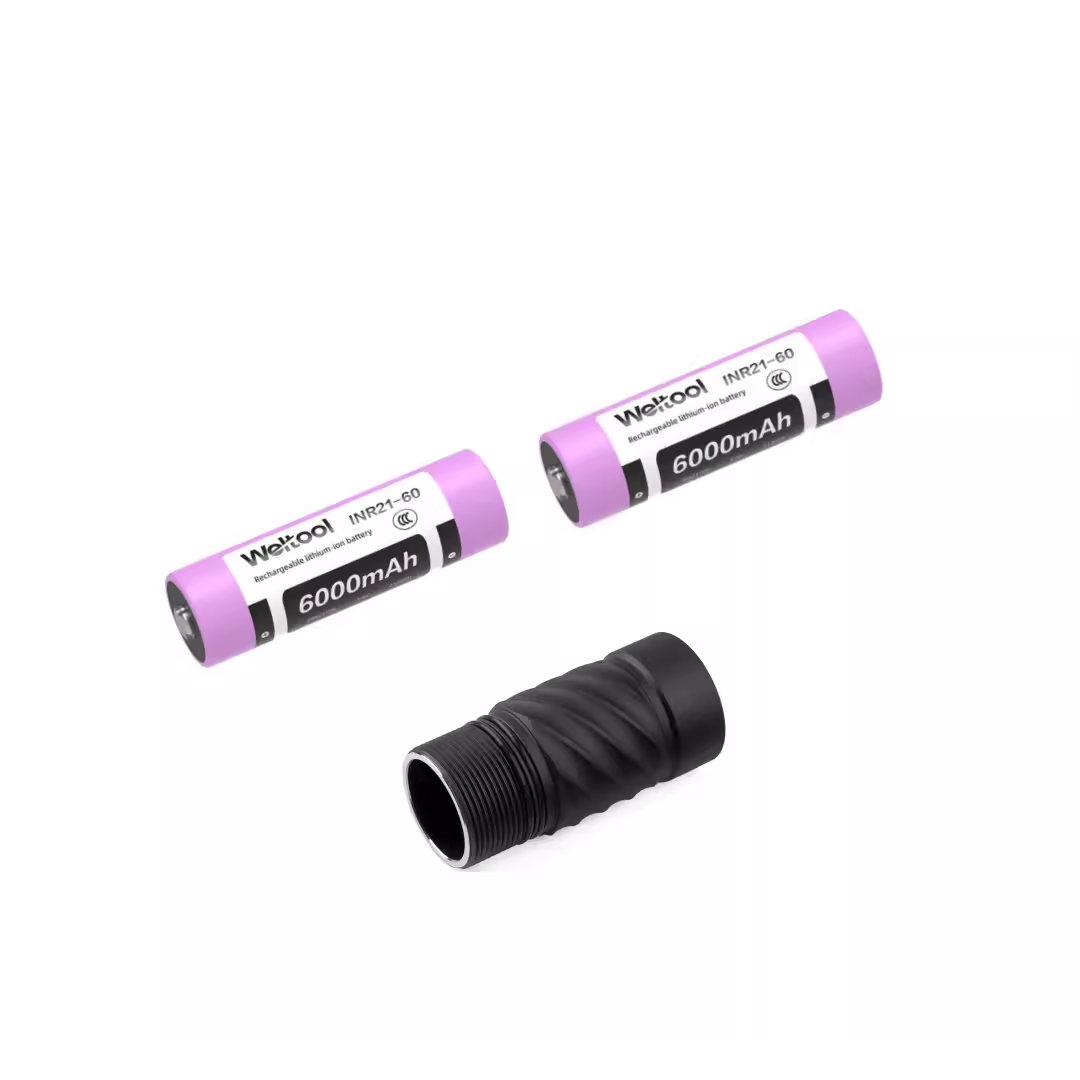 Weltool F11R 2100lm 1332m Thrower LED flashlight - Nealsgadgets Main image