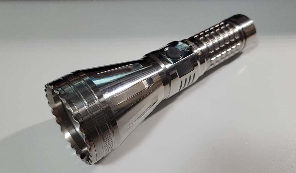 MATEMINCO FW1 Titanium 2952m 562lm Thrower LEP Flashlight Main image