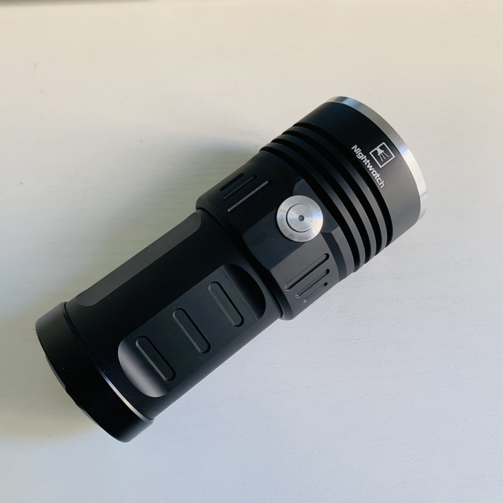 Nightwatch Avaritia A59L 25000lm 693m 18650 Flashlight