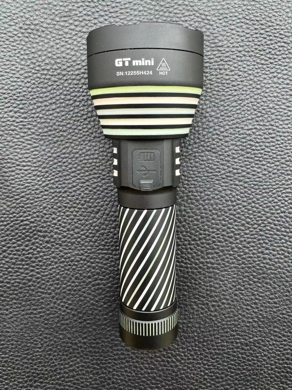 LUMINTOP GT Mini Upgraded Glow Version 1600lm 1000m LED Flashlight