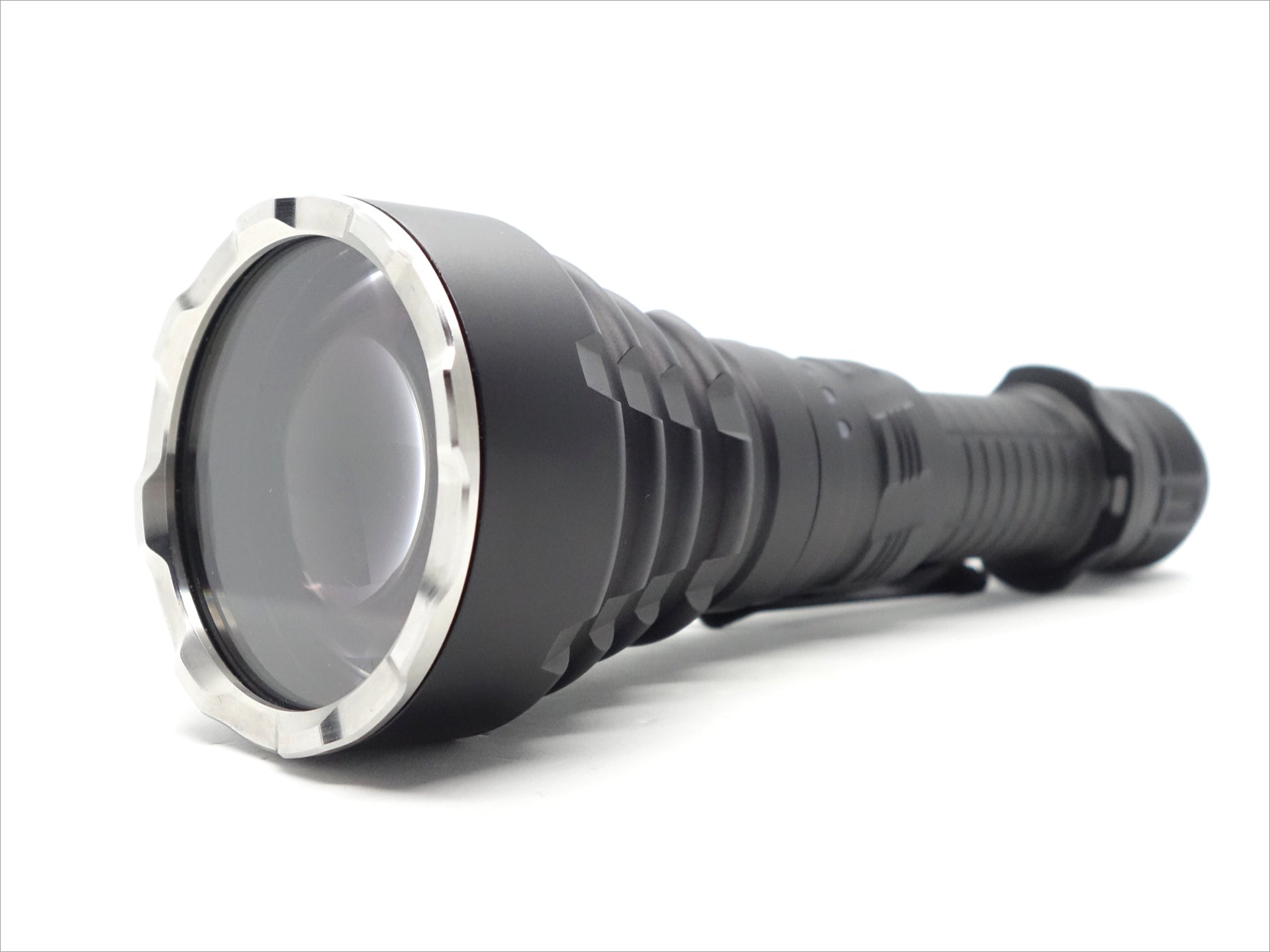 NLIGHTD LZ1 600lm 2800m Zoom 21700 LEP Flashlight Secondary image