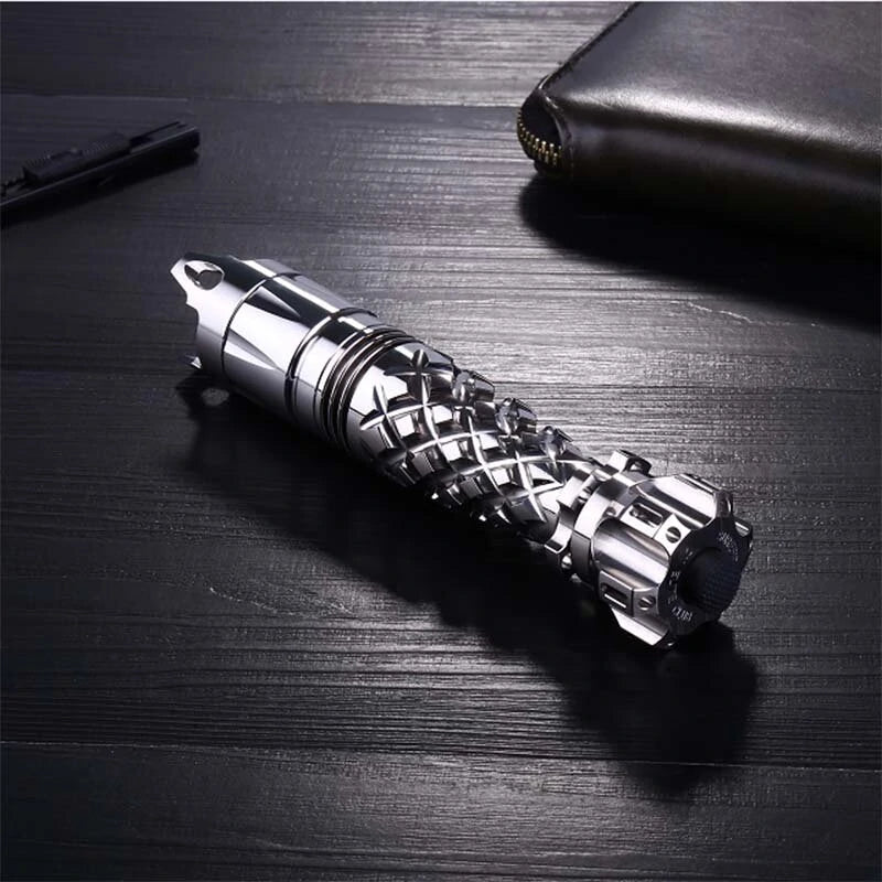 JETBEAM L2 Titanium 400lm 1445m LEP 18650 Tactical Flashlight JETBEAM L2 Titanium 400lm 1445m LEP 18650 Tactical Flashlight