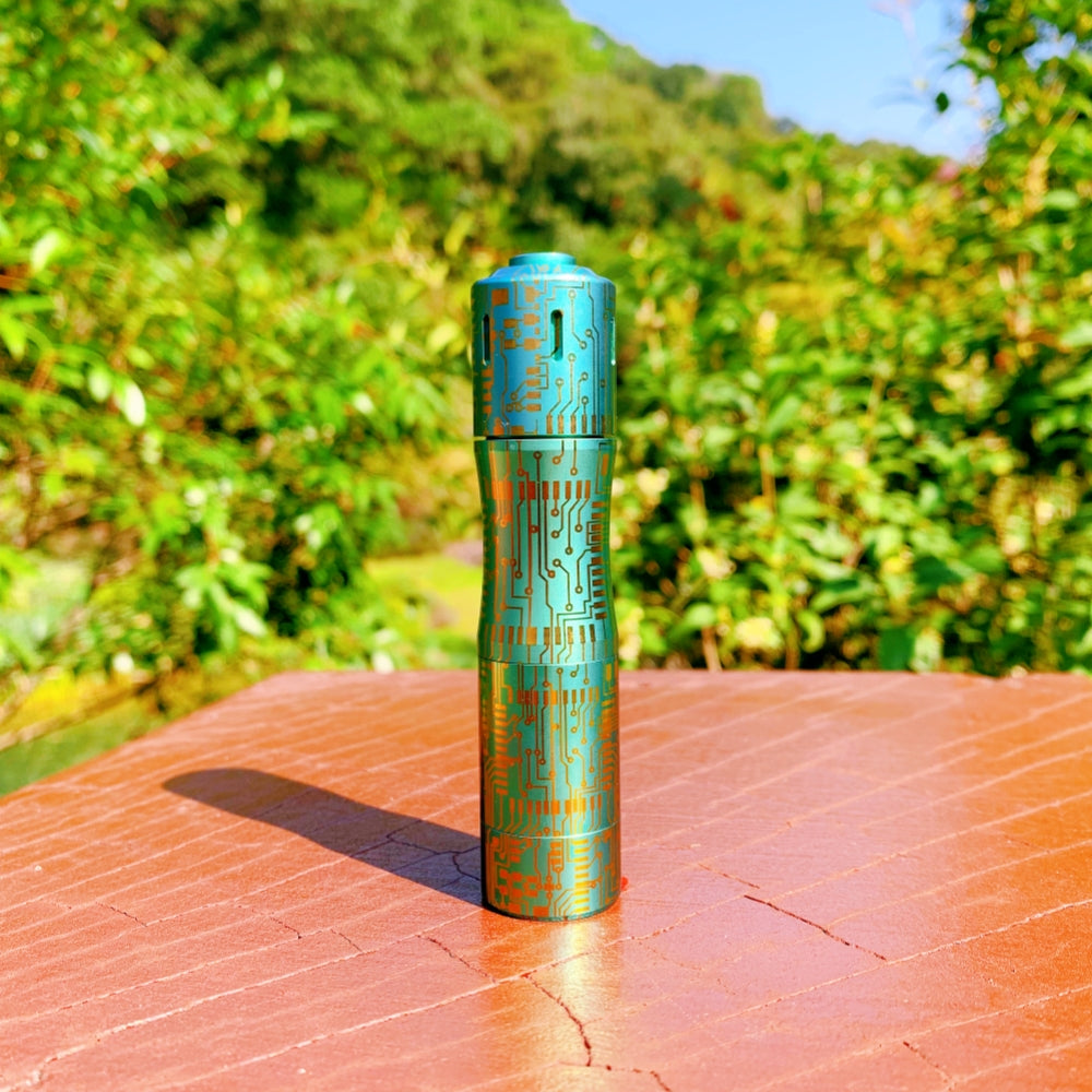 NLIGHTD E1 Titanium Special Edition 1000lm 342m 14500 AA EDC Flashlight Main image