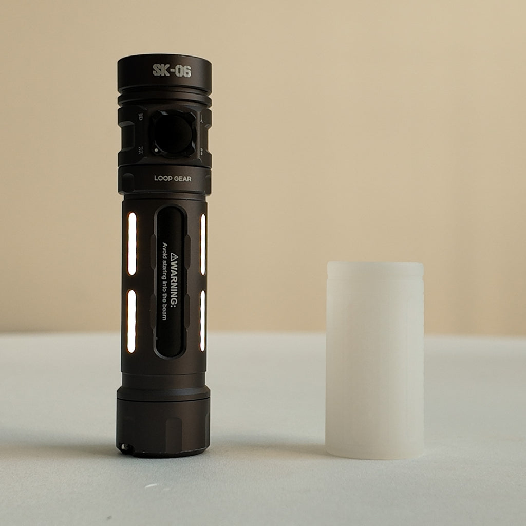 LOOP SK06 2400lm EDC Flashlight with UV & Green/Cyan Laser LOOP