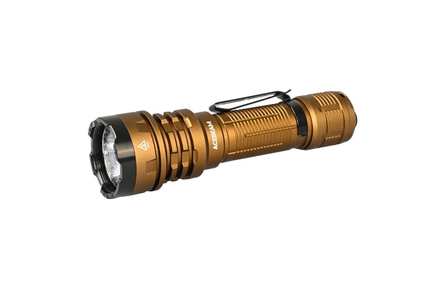 ACEBEAM DEFENDER P17 XHP70.3 LED 4900lm 445m 21700 Tactical LED Flashlight