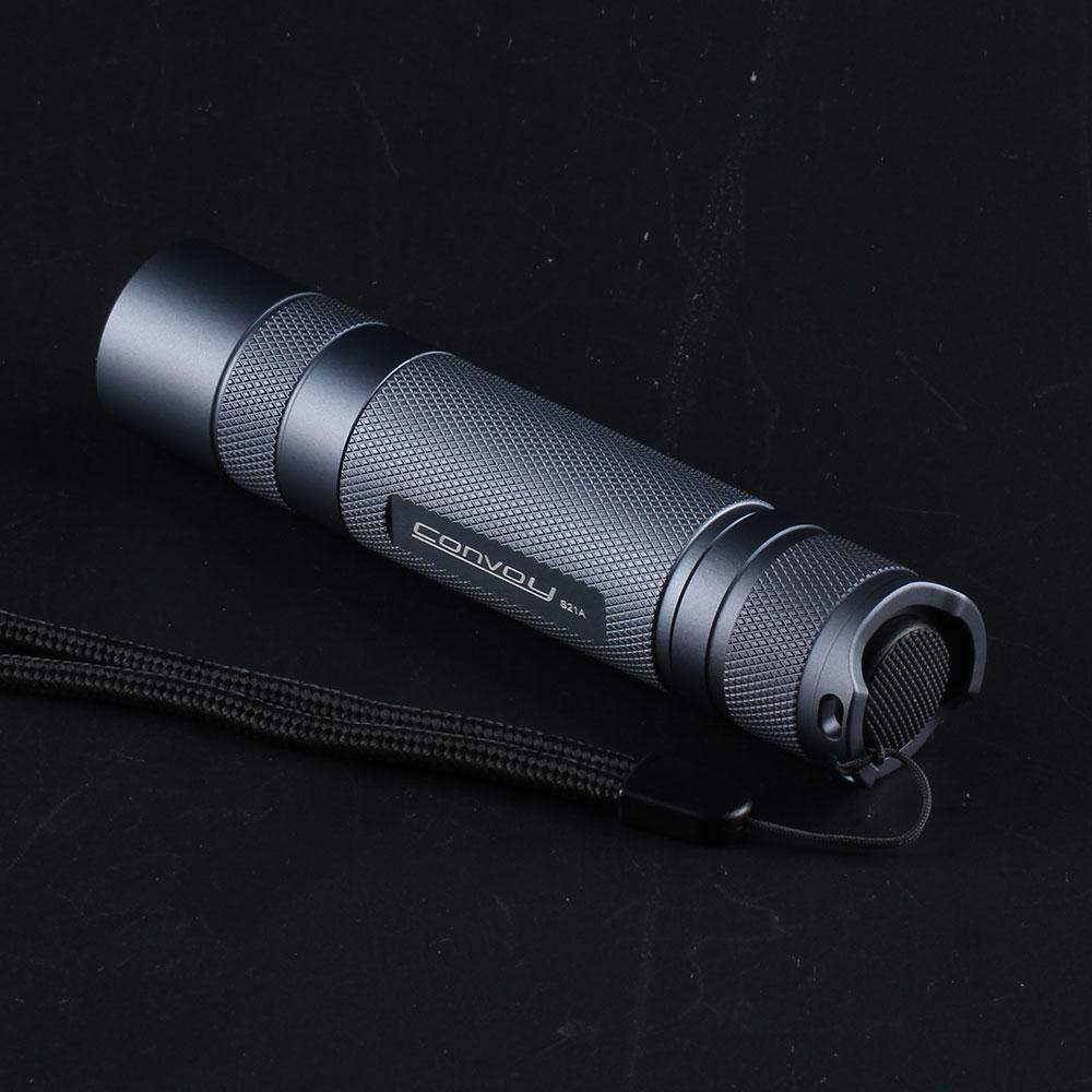 Convoy S21A Luminus sst40 2300lm 21700 EDC LED  Flashlight