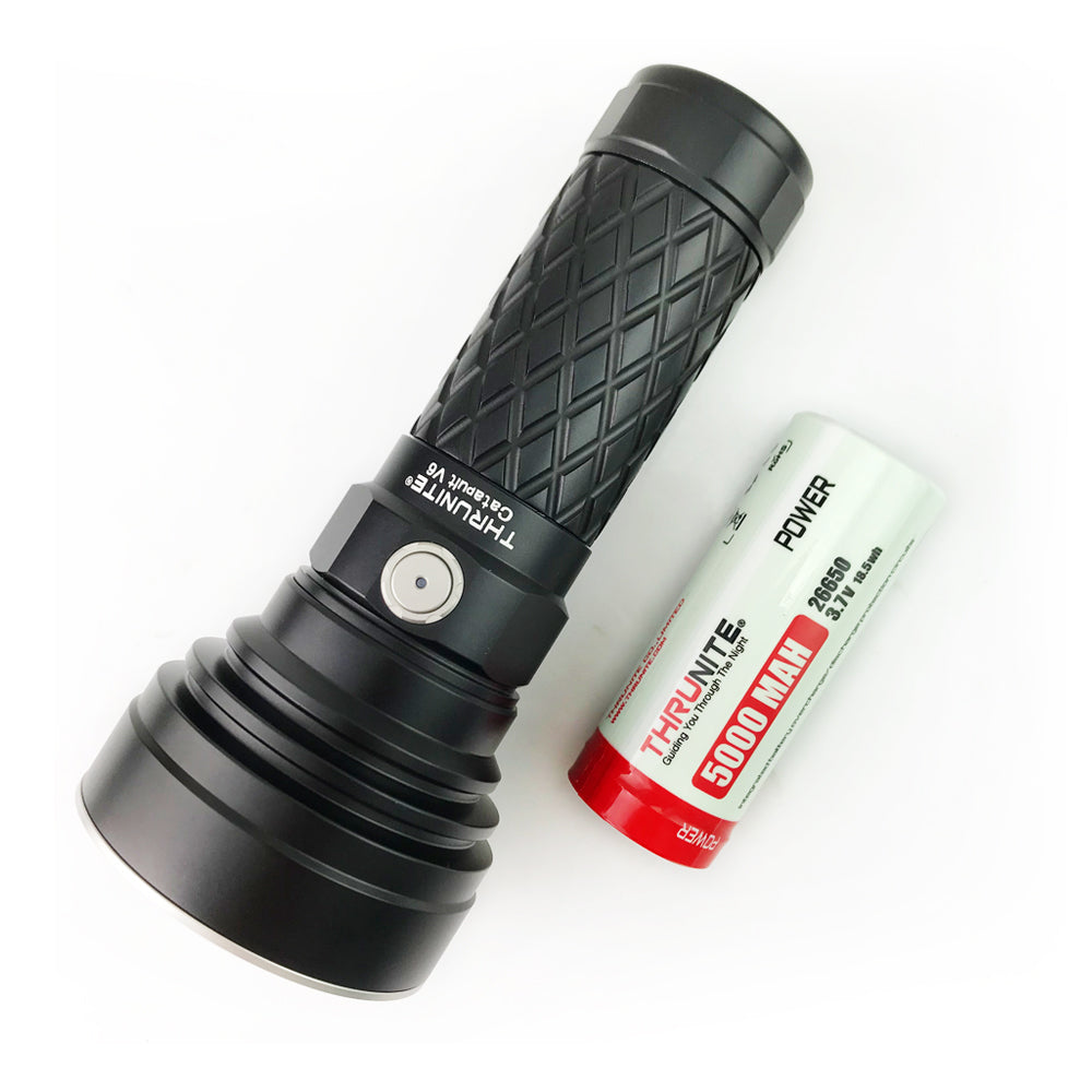 ThruNite Catapult V6 CREE XHP35 HI 750m Mini Thrower Rechargeable Flashlight.