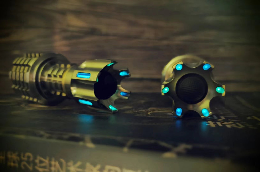 Peng Wang Custom Titanium He Dan Flashlight
