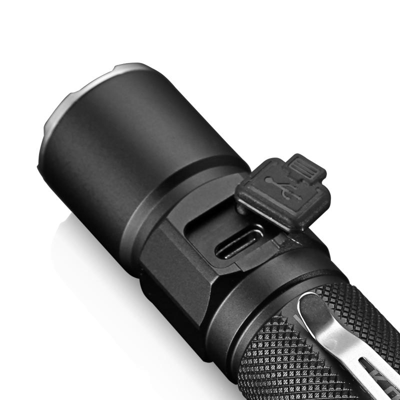 JETBEAM JET-KO02 CREE XHP35 1800lm 21700 EDC Flashlight