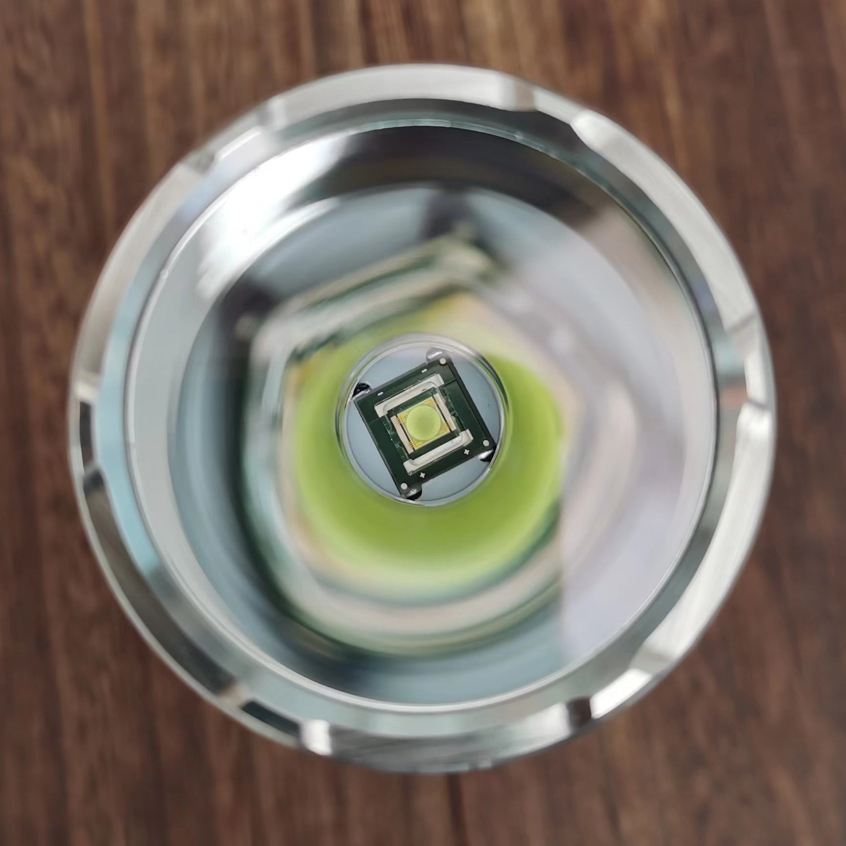 Amutorch XT45 RC90 3500lm 894m 21700 Thrower LED Flashlight