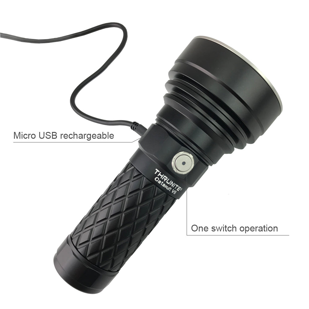 ThruNite Catapult V6 CREE XHP35 HI 750m Mini Thrower Rechargeable Flashlight.