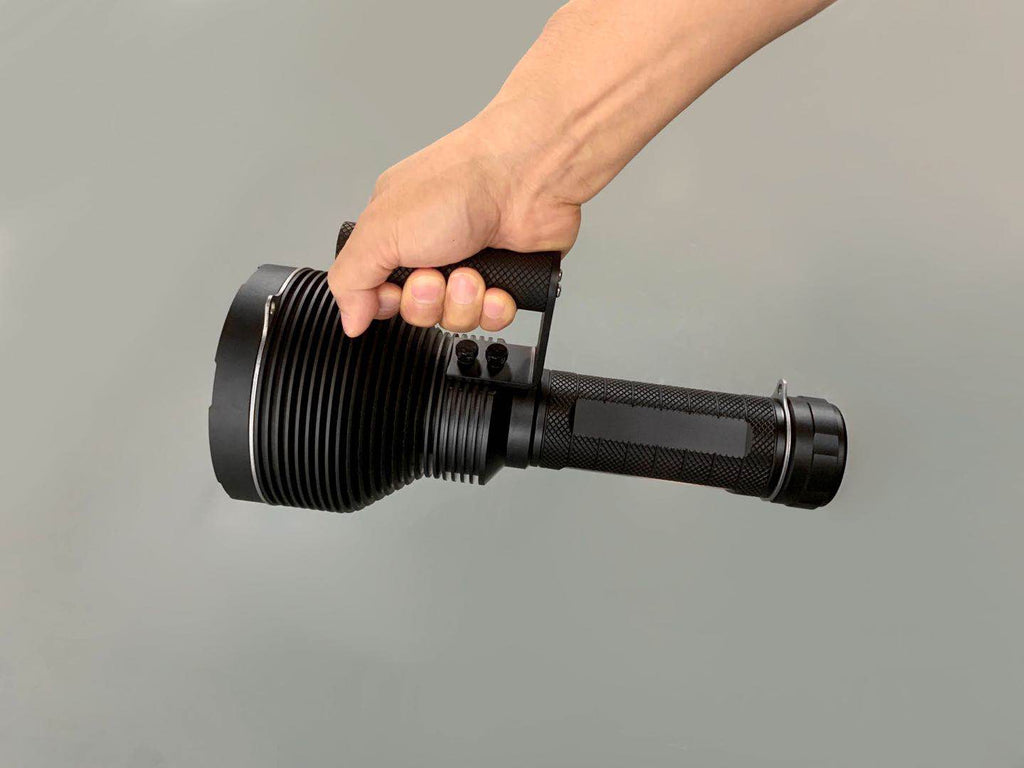 Lumintop GT4 4xXHP70.2 25000LM 1370m LED Flashlight