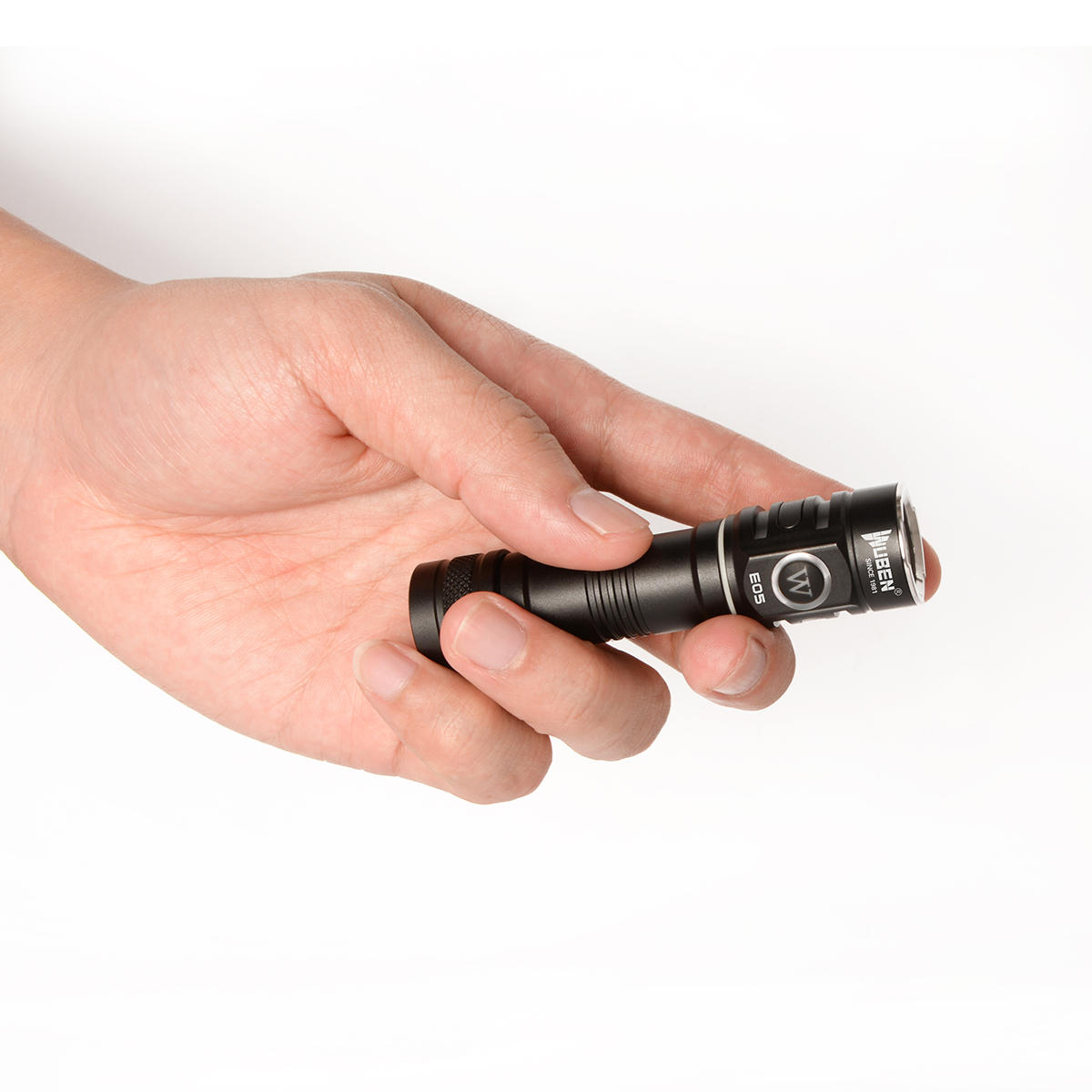 Wuben E05 XPL 900Lumens  14500 Magnetic Tail EDC LED Flashlight Secondary image