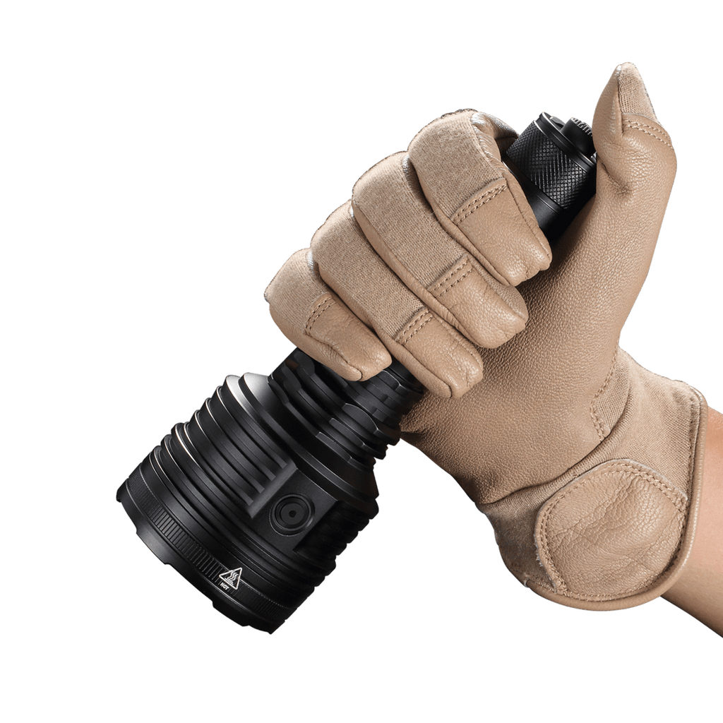 NITECORE P30i  CREE XHP35 HI 2000lm 1000m 21700 LED Flashlight