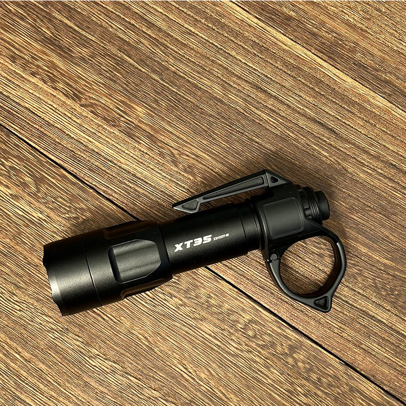Amutorch XT35 Luminus SFT40 1800lm 666m Thrower LED Flashlight Main image