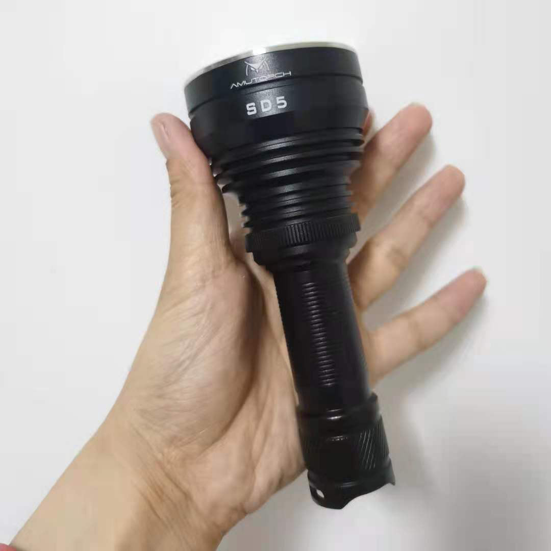AMUTORCH SD5 Luminus SST40 1800lm 748m 21700 Thrower Flahlight