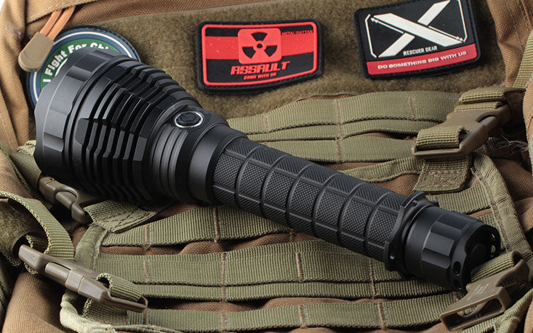 Convoy L6 XHP70.2 4300 Lumens LED Flashlight