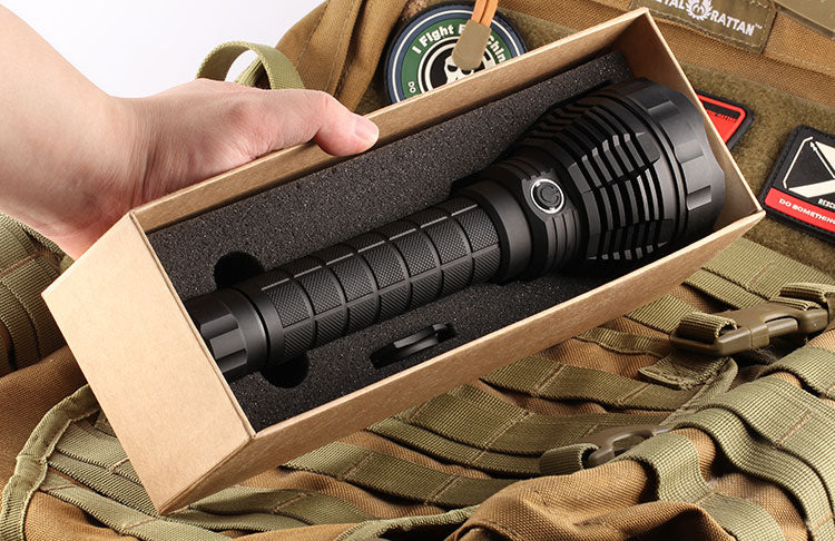 Convoy L6 XHP70.2 4300 Lumens LED Flashlight