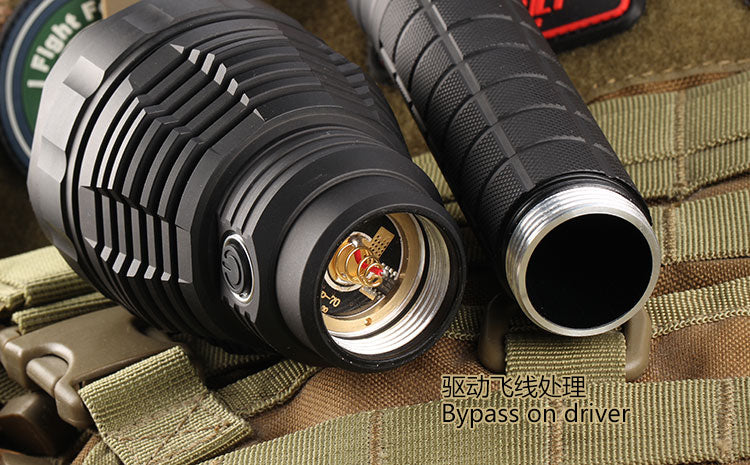 Convoy L6 XHP70.2 4300 Lumens LED Flashlight