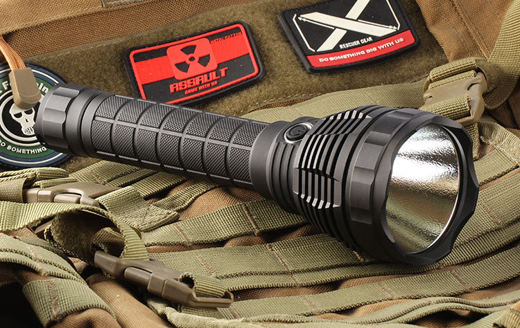 Convoy L6 XHP70.2 4300 Lumens LED Flashlight