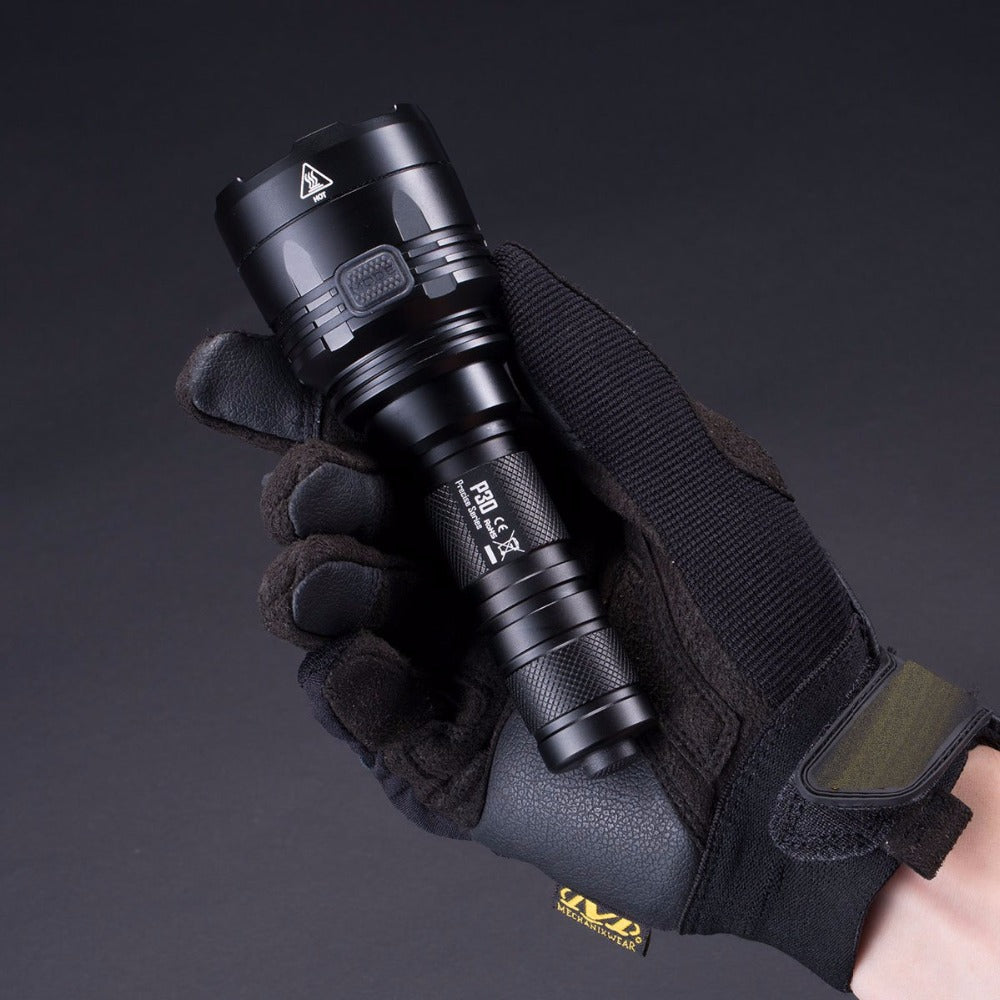 NITECORE P30 CREE XP-L HI 1000Lumens 500m LED Tactical  Flashlight