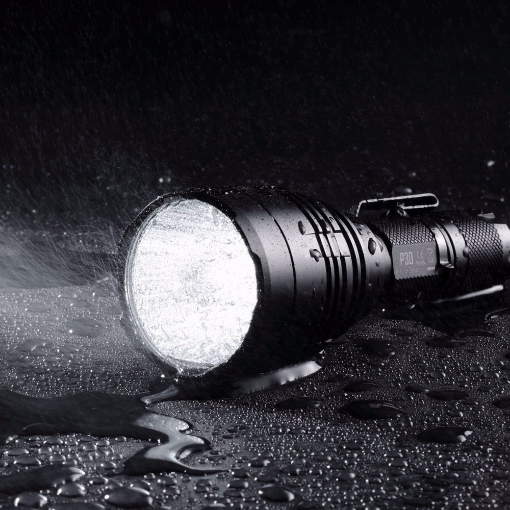NITECORE P30 CREE XP-L HI 1000Lumens 500m LED Tactical  Flashlight