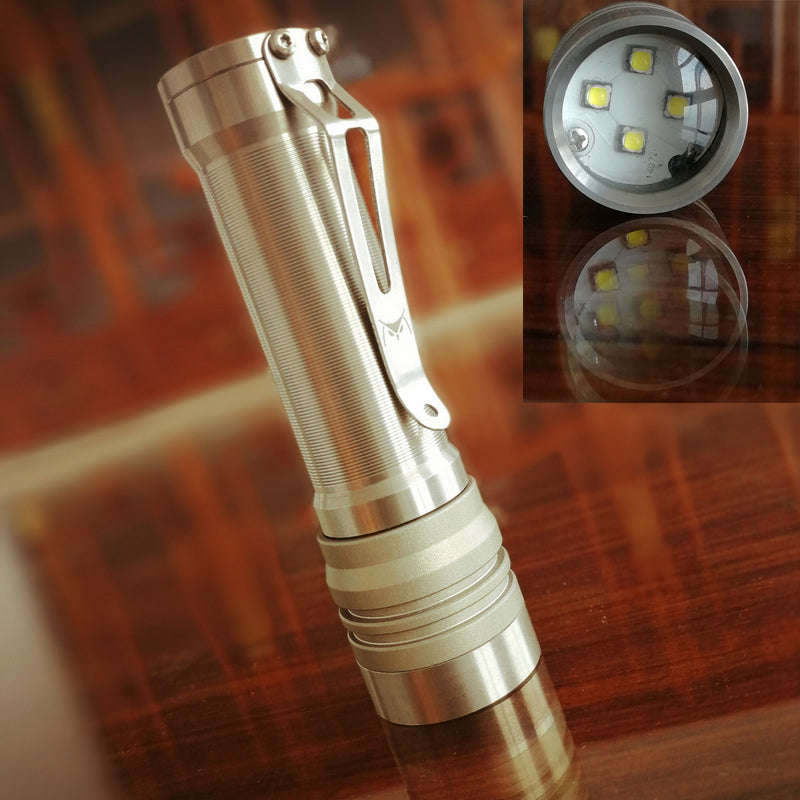 Amutorch AT40 XPG3/Nichia/XPL HI Led flashlight Secondary image