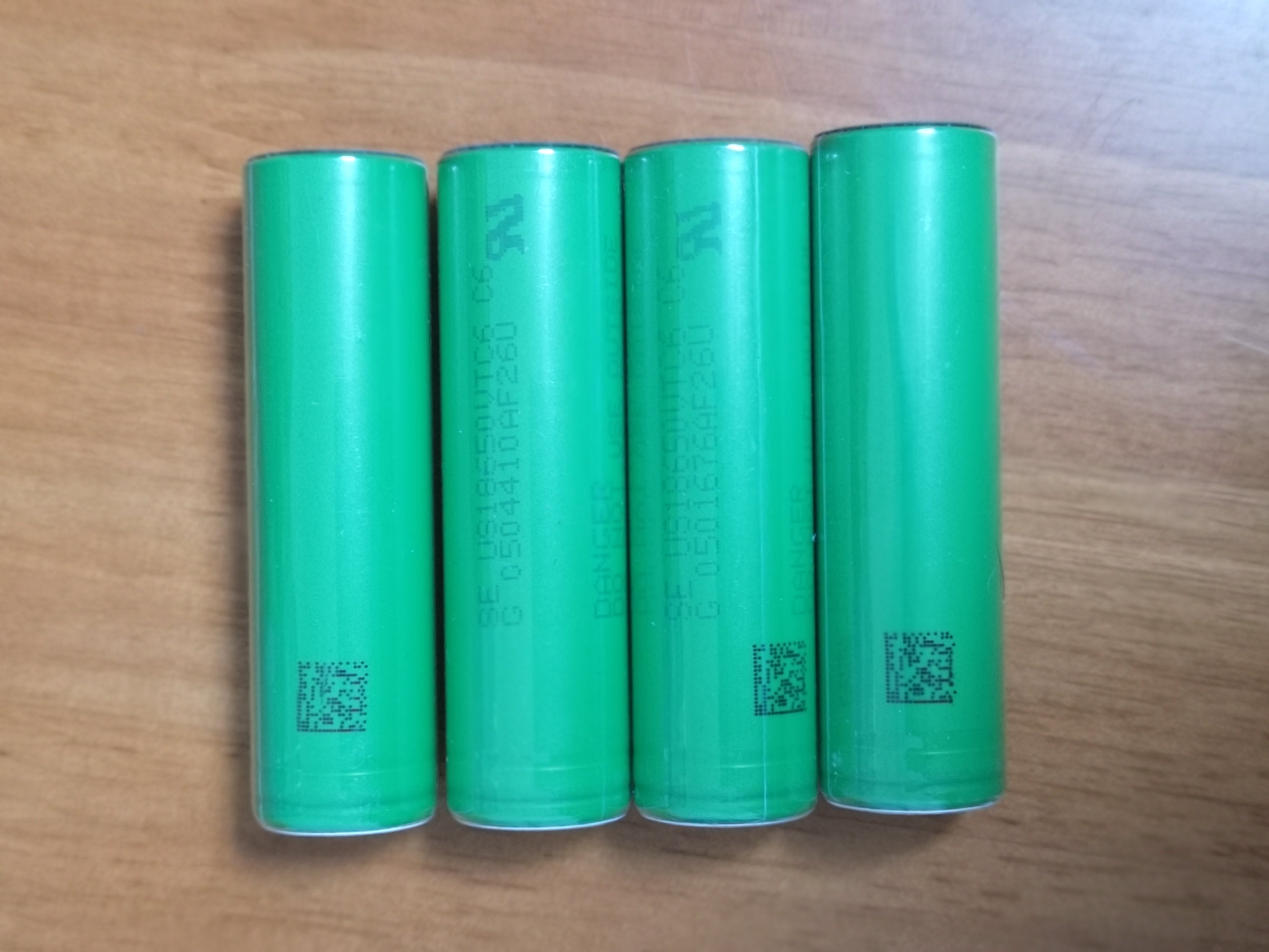 Lumintop BLF GT90 Luminus SBT90.2 7000LM 2720m Thrower Flashlight Battery Falshlight KIT Secondary image