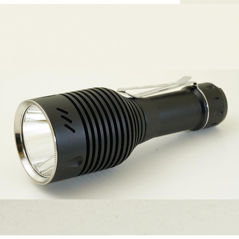 NlightD T90 SFN43 6300lm 700m Thrower LED Flashlight