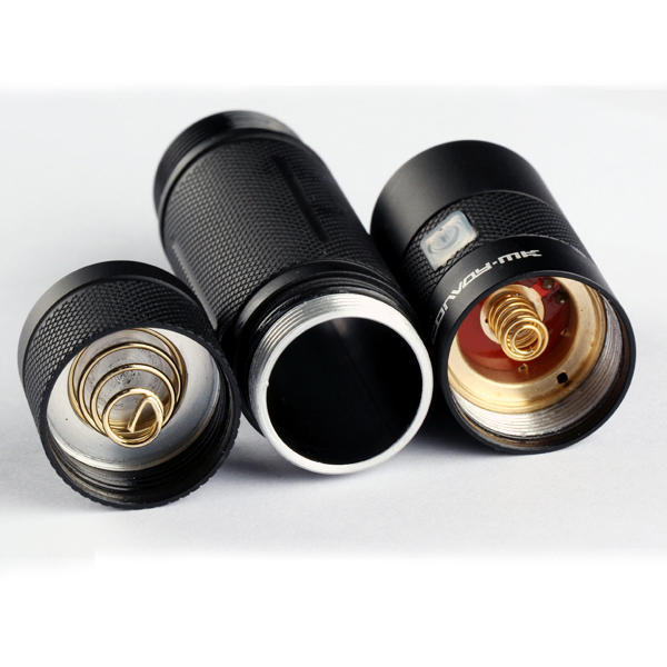 Convoy S9 L2 580Lumens 4Modes18650 Rechargeable LED Flashlight