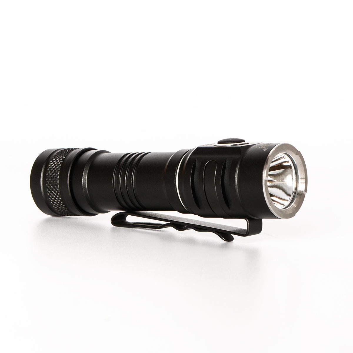 Wuben E05 XPL 900Lumens  14500 Magnetic Tail EDC LED Flashlight