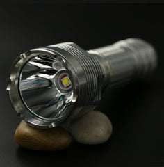 BLF D80v2 SST40 2000lm/XPL-HI 1500lm 18650 LED Flashlight